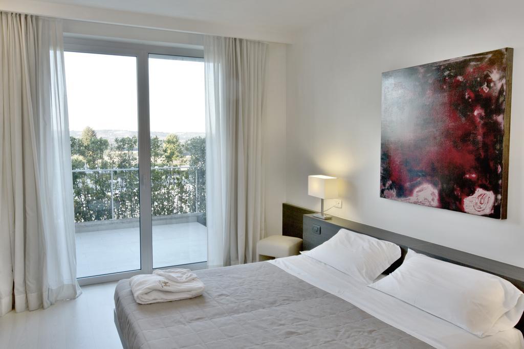 Hotel Horizon Монтегранаро Екстериор снимка